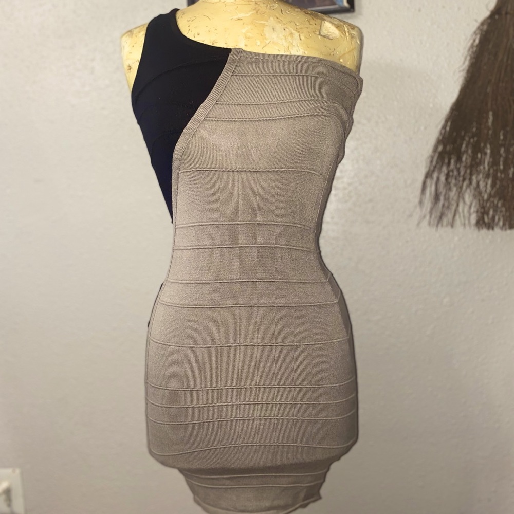 2b bebe single shoulder mini dress B652 Taupe Camo